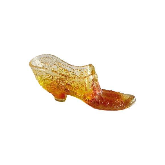 Vintage Amberina Glass Shoe Daisy and Button with Bow - Picture 7 of 10